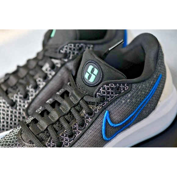 New! NIKE Sabrina 1 "Family Bonds" Basketball Shoe | FQ3381-001 - Picture 4 of 15